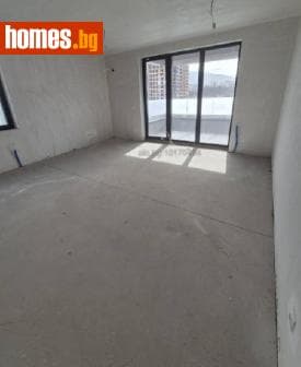 Тристаен, 118m²