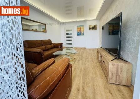 Тристаен, 100m²