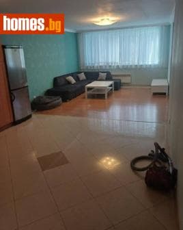 Тристаен, 159m²