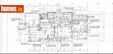 Тристаен, 161m²
