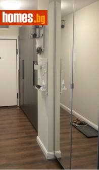 Тристаен, 104m²