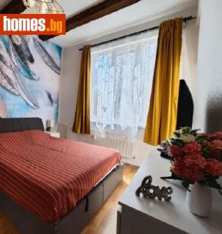 Многостаен, 105m²