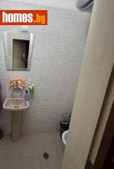Тристаен, 116m²