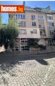 Тристаен, 116m²