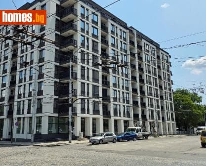 Тристаен, 91m²