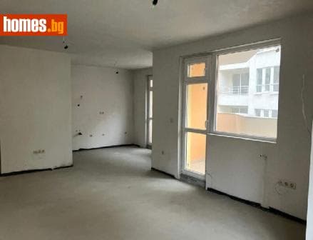 Тристаен, 109m²
