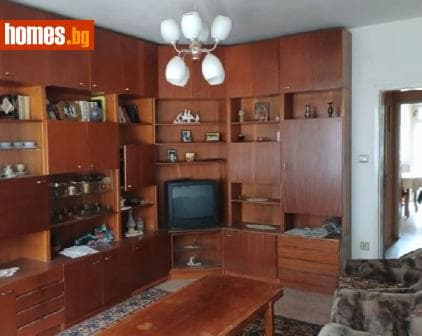 Тристаен, 115m²