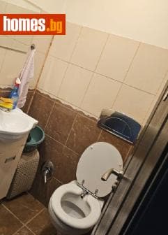Тристаен, 86m²