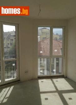 Тристаен, 103m²