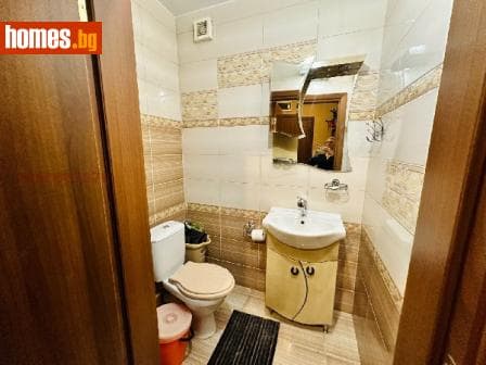 Тристаен, 100m²