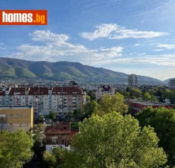 Тристаен, 90m²