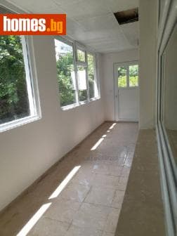 Двустаен, 65m²