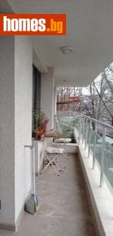 Тристаен, 112m²