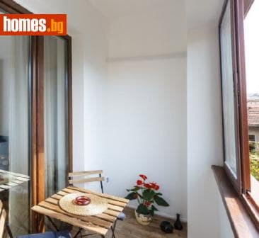 Двустаен, 70m²