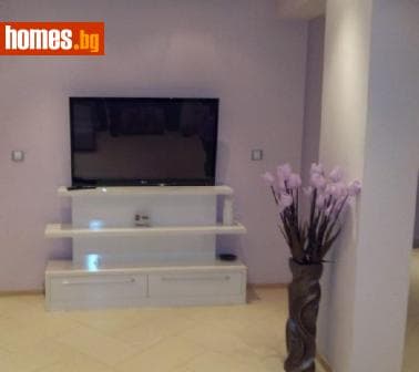 Двустаен, 81m²