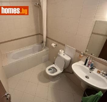 Тристаен, 120m²