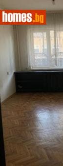 Тристаен, 110m²