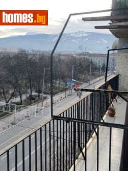 Тристаен, 110m²