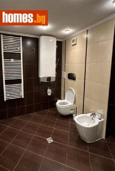Тристаен, 140m²