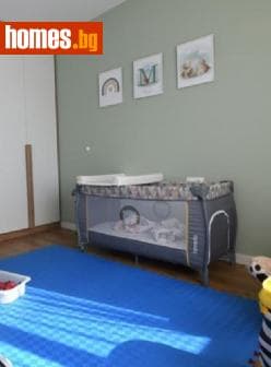 Тристаен, 140m²