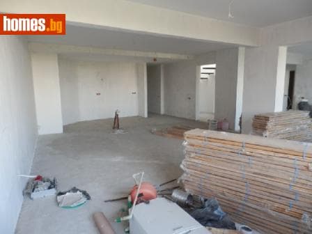 Четиристаен, 239m²
