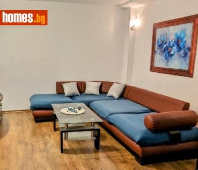 Тристаен, 85m²