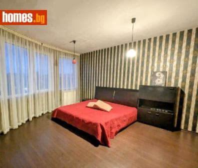 Тристаен, 85m²