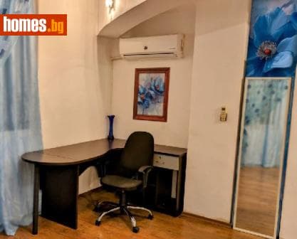Тристаен, 85m²