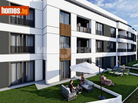 Тристаен, 106m²