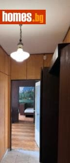 Тристаен, 88m²