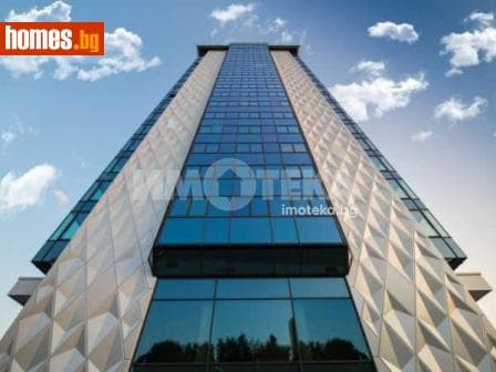 Тристаен, 130m²