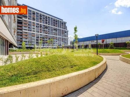 Тристаен, 125m²