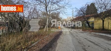 Тристаен, 79m²