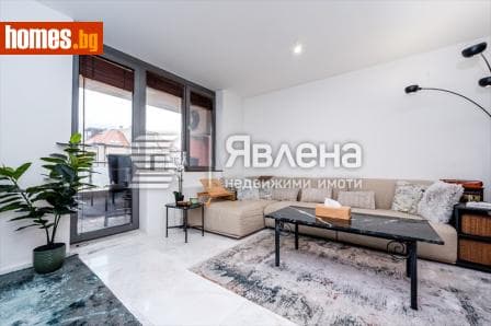 Тристаен, 122m²