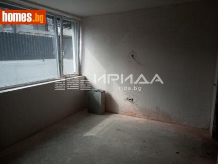 Двустаен, 93m²