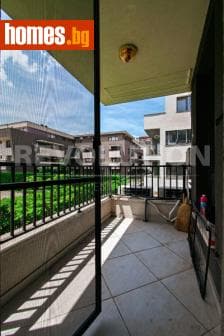Тристаен, 88m²