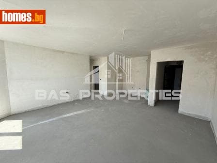 Тристаен, 95m²