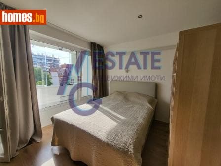 Тристаен, 66m²