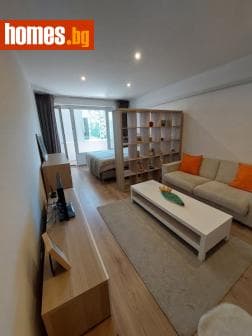 Тристаен, 66m²