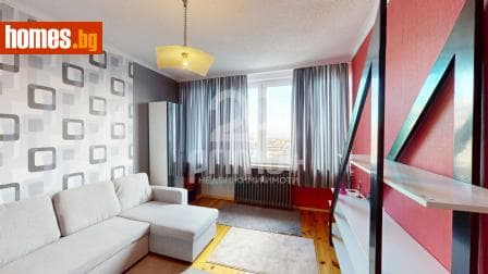 Тристаен, 92m²