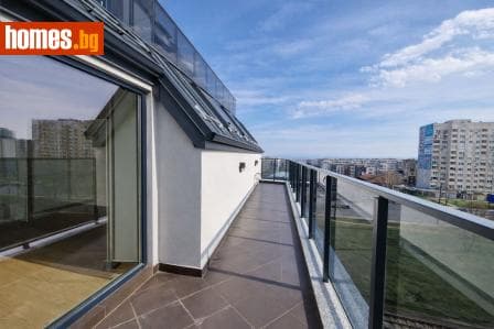 Тристаен, 110m²