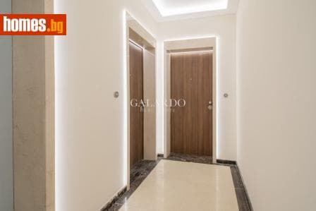 Тристаен, 127m²