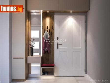 Тристаен, 127m²