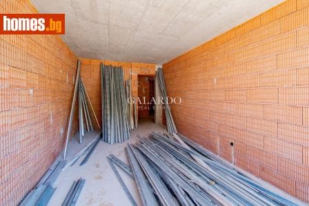 Двустаен, 74m²