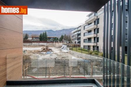 Двустаен, 84m²