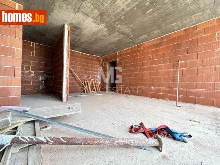 Двустаен, 83m²