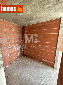 Двустаен, 83m²
