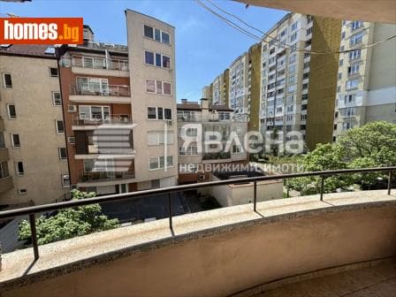 Тристаен, 96m²