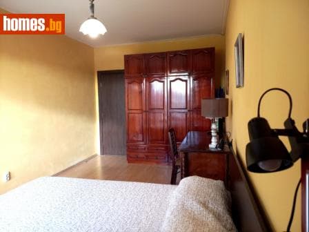 Двустаен, 80m²