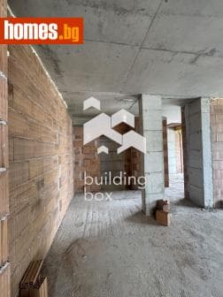 Тристаен, 158m²